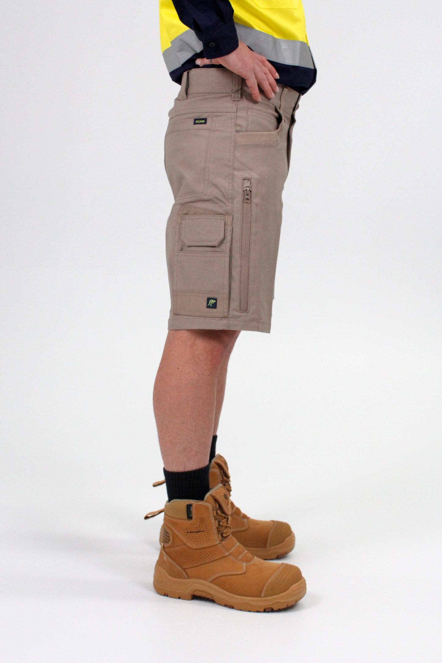 Future Fit Short – Khaki